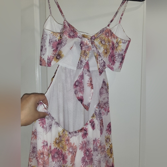 8. NWT WAYF Tiered Maxi Dress Size Small - Picture 5 of 6